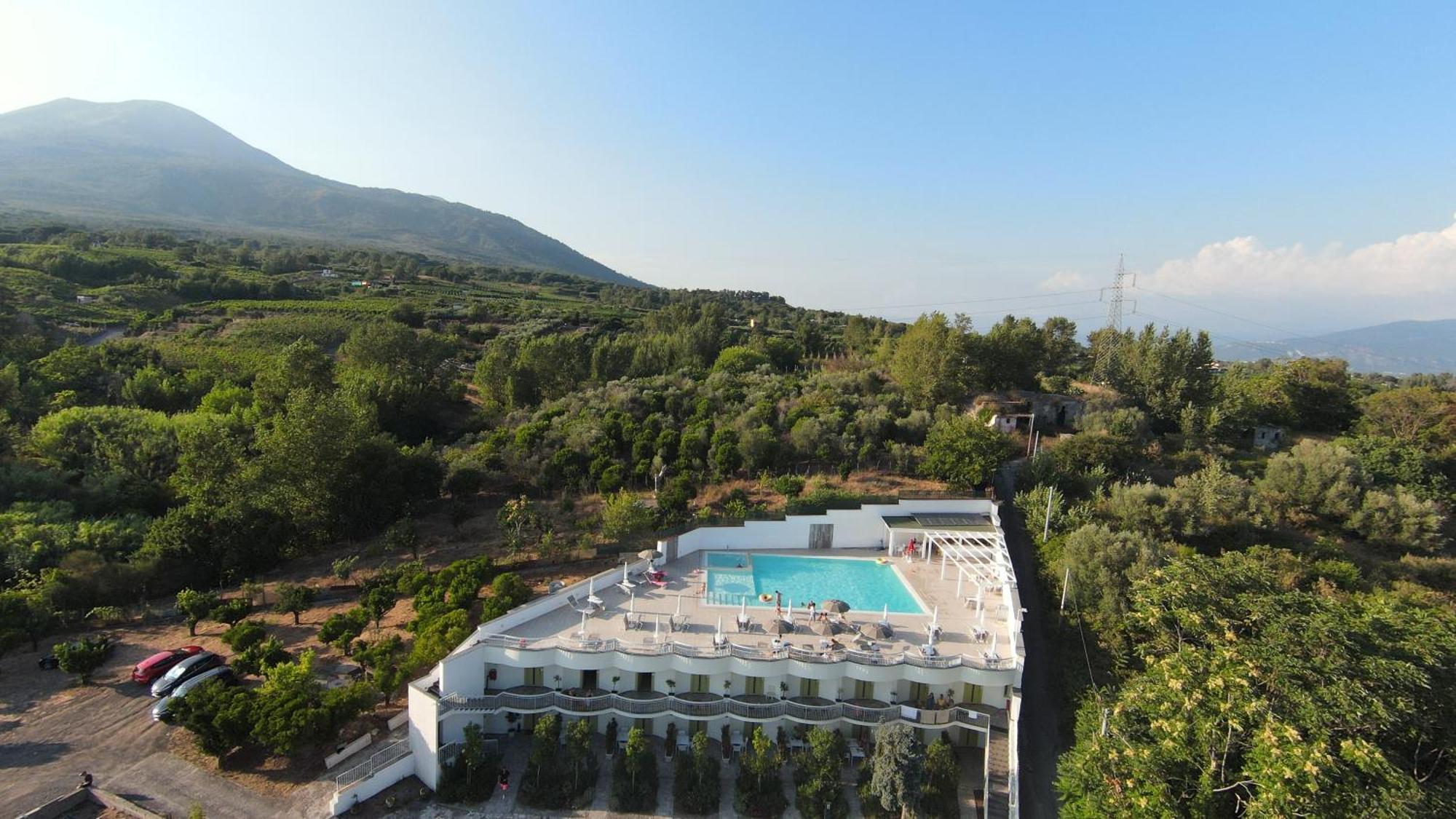Vesuvio Inn Bed & Wine Experience Boscotrecase Bagian luar foto